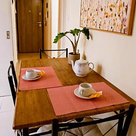 Appartamento Sensitive Near Metro Dafni *